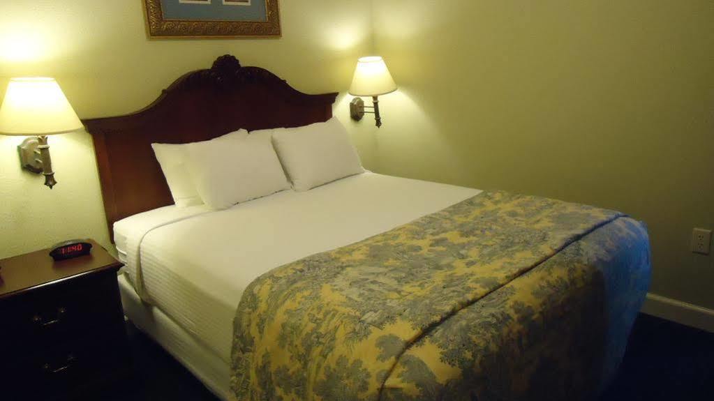 Bluegreen Vacations Patrick Henry Sqr, Ascend Resort Collection Уилямсбърг Екстериор снимка